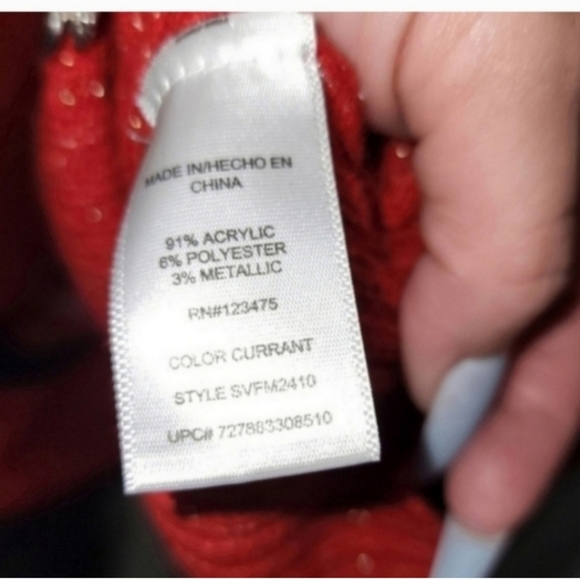 🍂🍁Sofia red sweater size large.  Fits like a 1x - Picture 3 of 4